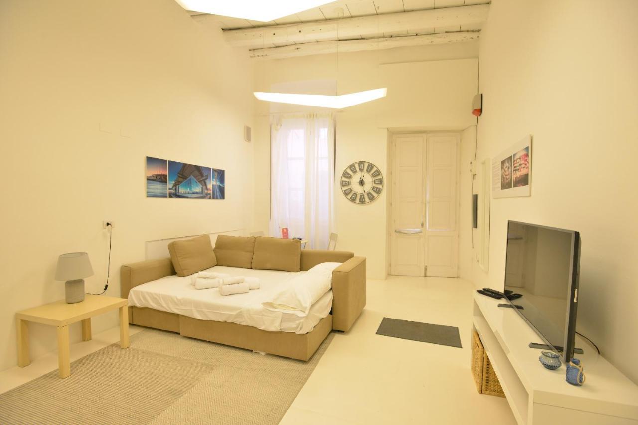 Izzhome Loft 84 Кальяри Экстерьер фото